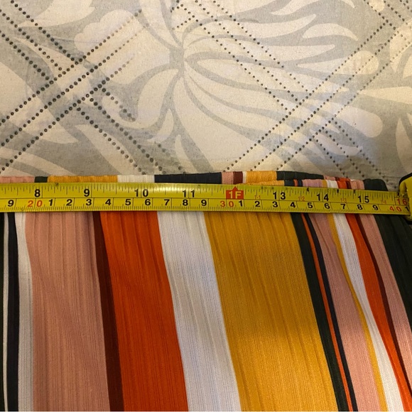 Zara Asymmetric skirt - Picture 3 of 4